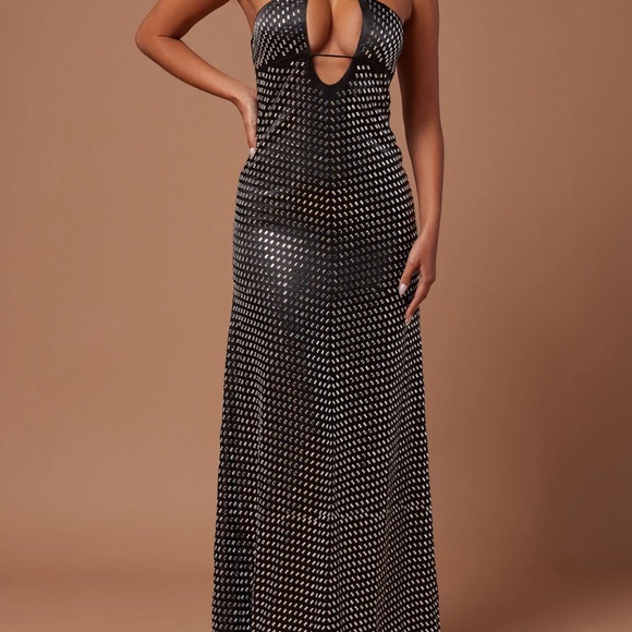 Embellished black evening gown - Picture 1 of 8